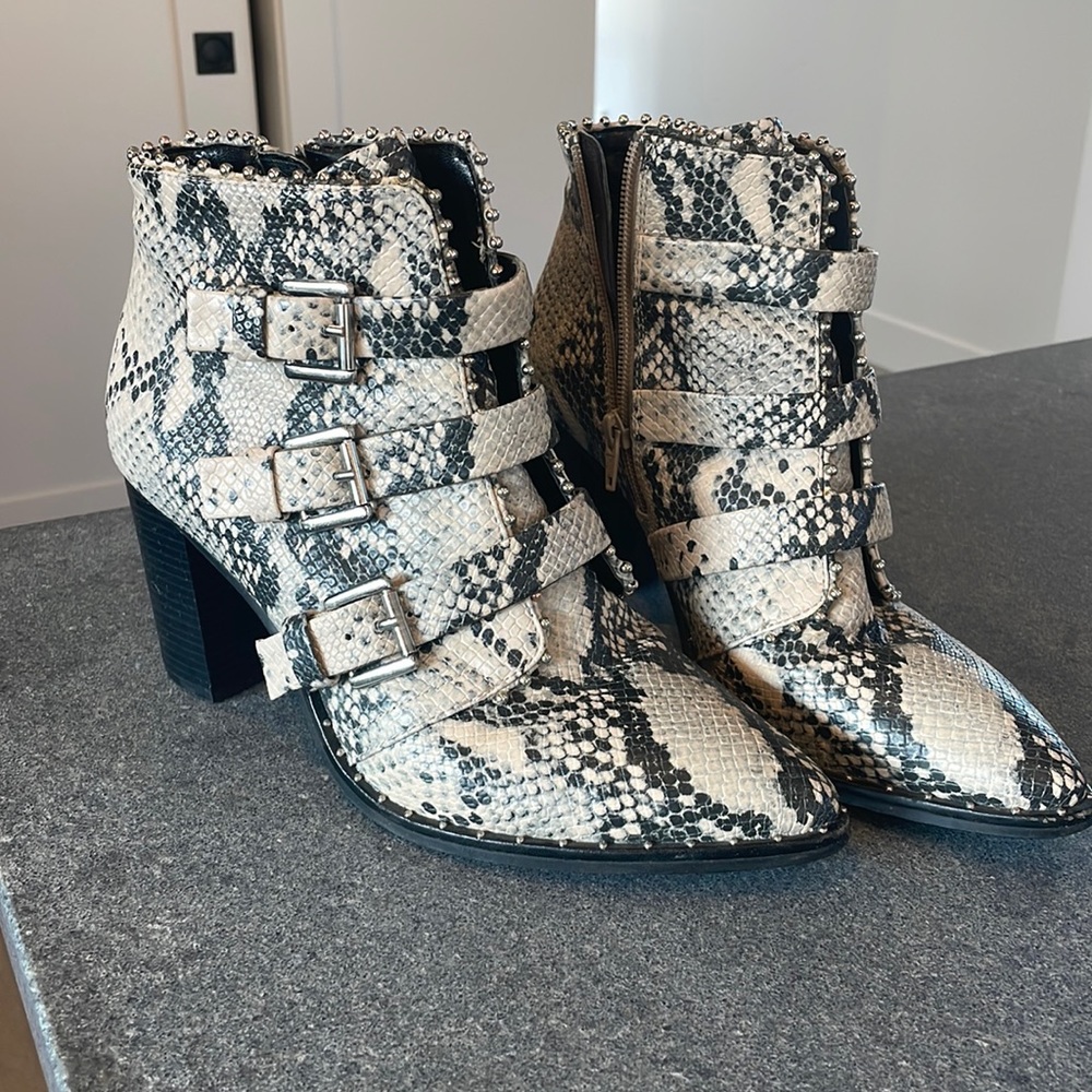Steve Madden booties